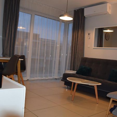Apartament W Niechorzu Przy Latarni Z Garazem 尼彻兹 外观 照片
